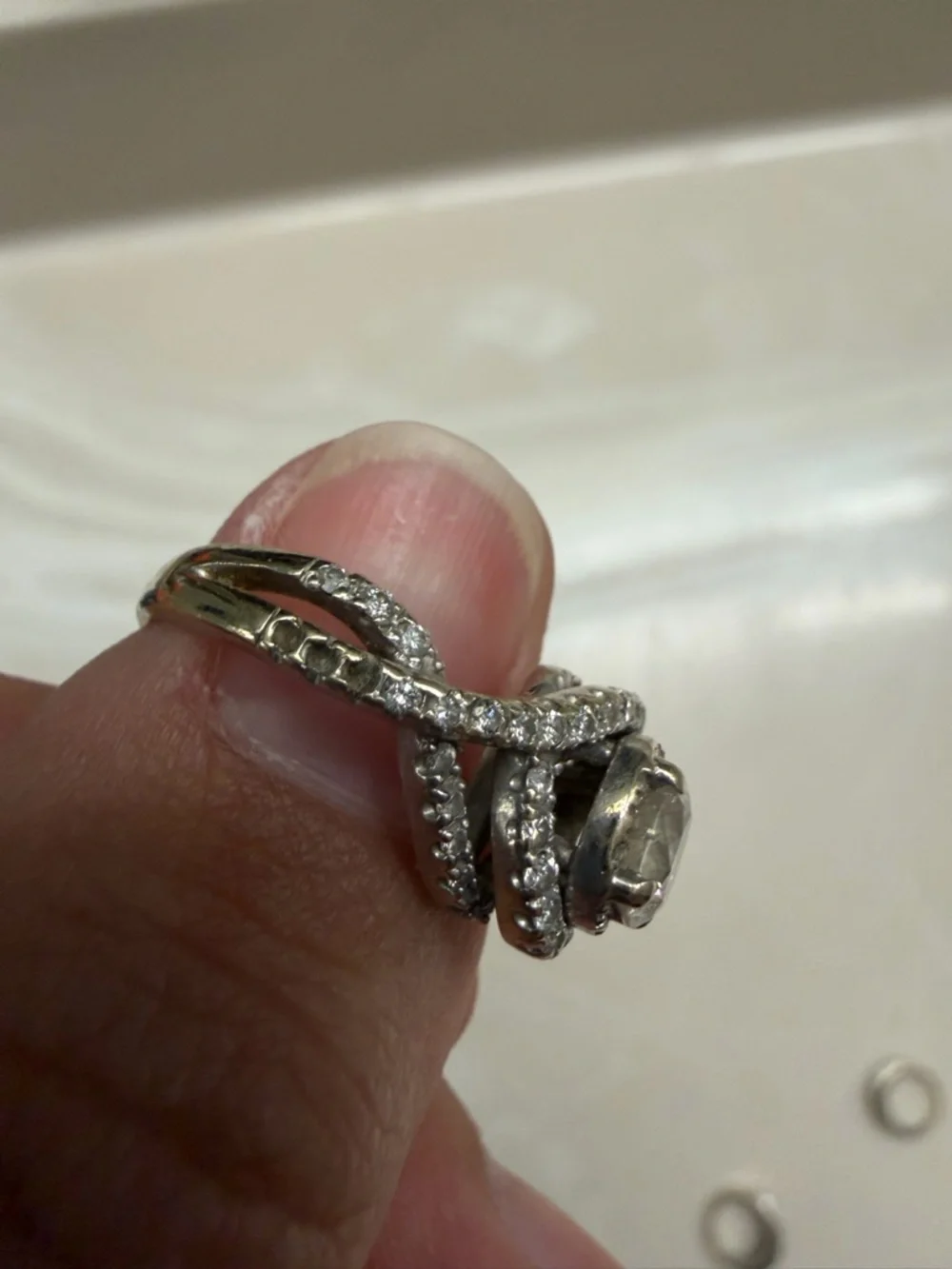 Kay Jewelers Diamond Engagement ring - Picture 3 of 12